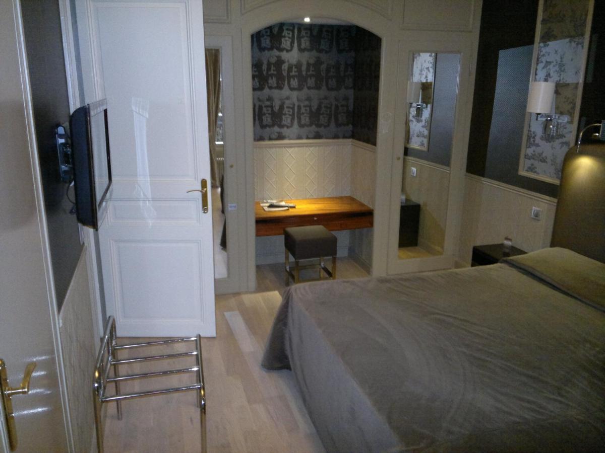 Hotel Concortel Parigi Esterno foto